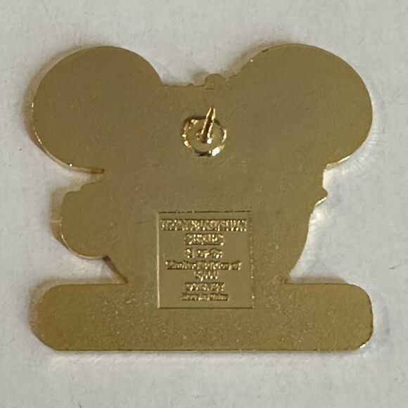Disney Transportations Series Pin LE 5000 Fire Truck 2001 New - Picture 3 of 4